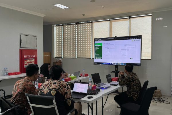 Pendampingan dan Audit TI Perizinan Layanan Mobile Banking BPR Delta Artha. Pendampingan dan Audit TI Perizinan Layanan Mobile Banking BPR Delta Artha.
